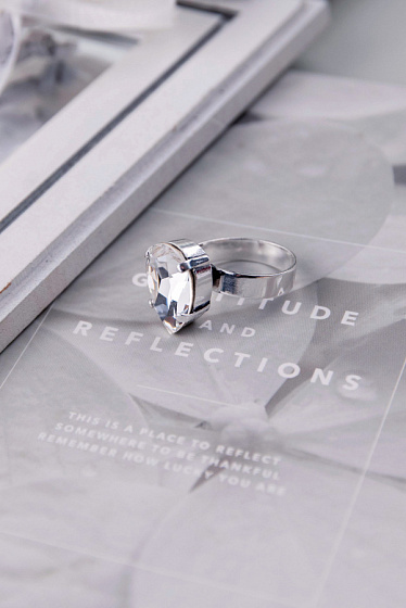 картинка Кольцо Капля мал.(кристалл прозрачный,1,8х1,4 см,высота 0,8 ) Италия  Claudio Canzian 002 01 185 ювелирный  магазин Калина являющийся официальным дистрибьютором в России 