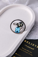 Кольцо Sameera (кристалл голубой, прозрачный, г/п: серебр, d 3 см, регулир.) K.Vassou KV25.2-308363S