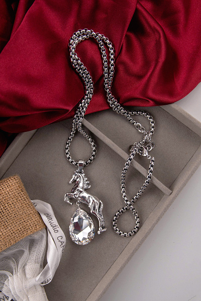 Колье Лошади (кристалл прозрачный, 6х3 см, 77 см, г/п: родий) Италия Claudio Canzian 002 05 819