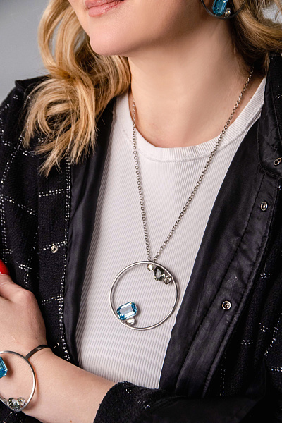 Колье Sameera (кристалл голубой, прозрачный, г/п: серебро, d 6.5 см, 85 см) K.Vassou KV25.2-308360S