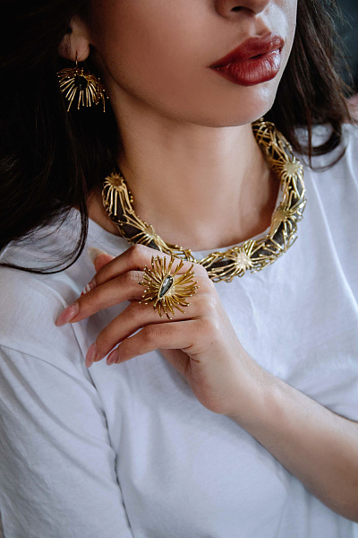 Кольцо (кристалл графит, г/п: золото, регулируется, 4,5х4 см) Греция Kalliope 022 01 006