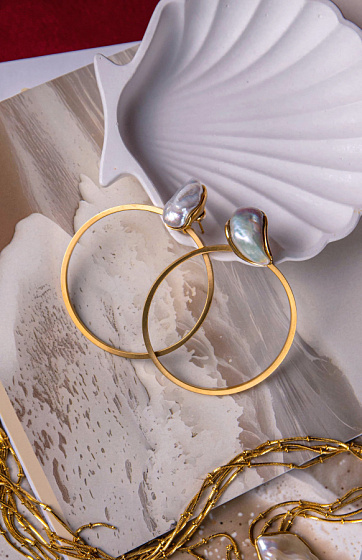 картинка Серьги Periwinkle (жемчуг, г/п: золото) Греция Katerina Vassou KV25.2-308785G ювелирный  магазин Калина являющийся официальным дистрибьютором в России 