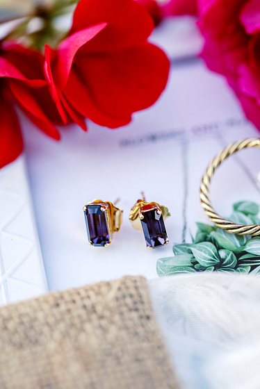 картинка Пусеты (багетный кристалл - пурпурный) Италия  Claudio Canzian 002 02 559 ювелирный  магазин Калина являющийся официальным дистрибьютором в России 