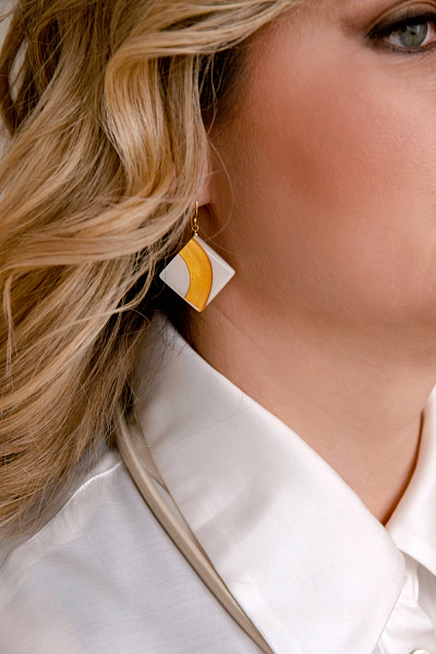 Серьги Bliss musee series (белый, золотистый) Голландия ZSISKA