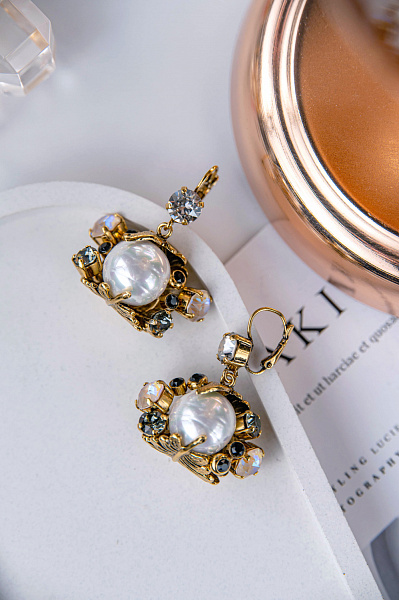 Серьги (Жемчуг Майорка, кристаллы,4,3х3,5см, 29гр.) Италия Claudio Canzian 002 02 308