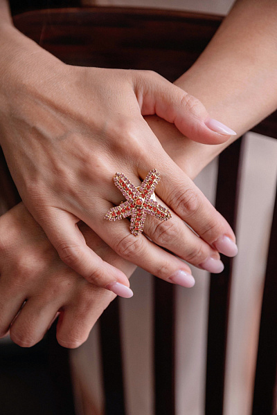 Кольцо (кристалл розовый,персиковый 3,7х3,4 см) Италия Claudio Canzian 002 01 559