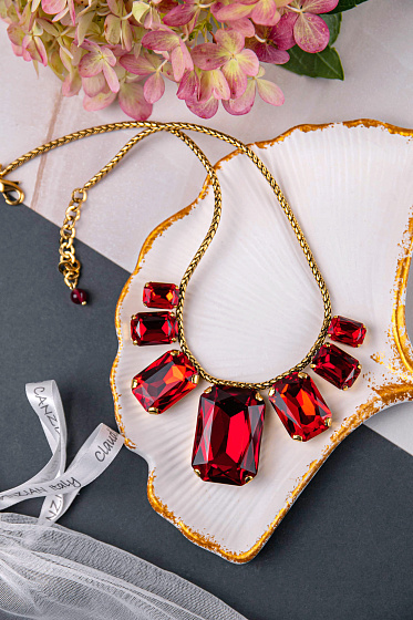 картинка Колье Valentino Rosso (кристалл красный, 47.5 см, 3.7х2.5 см) Италия Claudio Canzian 002 05 939 ювелирный  магазин Калина являющийся официальным дистрибьютором в России 