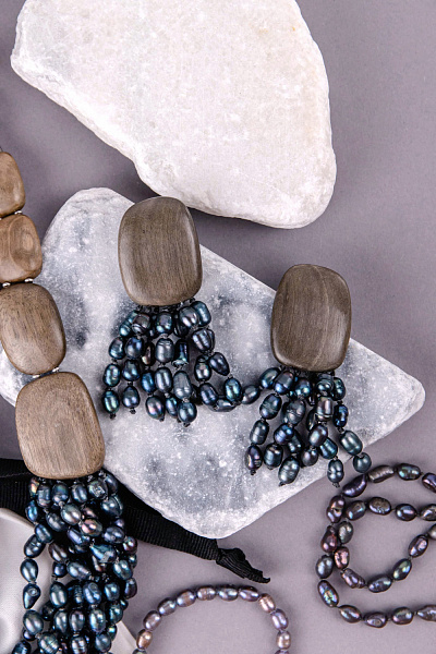 Серьги Pebble bea (Жемчуг, эбеновое дерево 3,5х2.5х8 см) 12-90370 Франция Nature Bijjoux 