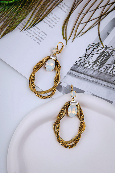 картинка Серьги Жгуты (кристалл белый опал, 9х2,7 см, 32 гр.) Италия Claudio Canzian 002 02 021 ювелирный  магазин Калина являющийся официальным дистрибьютором в России 