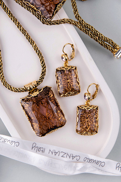 Колье (кристалл цвета аметист, 43+6 см, 3,8х3 см) Италия Claudio Canzian 002 05 661