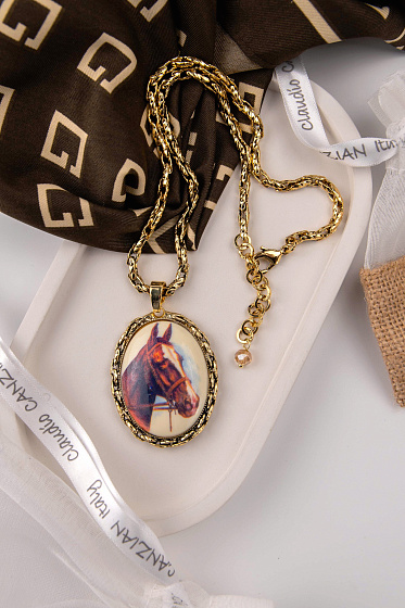 картинка Колье Лошади (керамика, 4,6х3,6 см, 47см) Италия Claudio Canzian 002 05 822 ювелирный  магазин Калина являющийся официальным дистрибьютором в России 