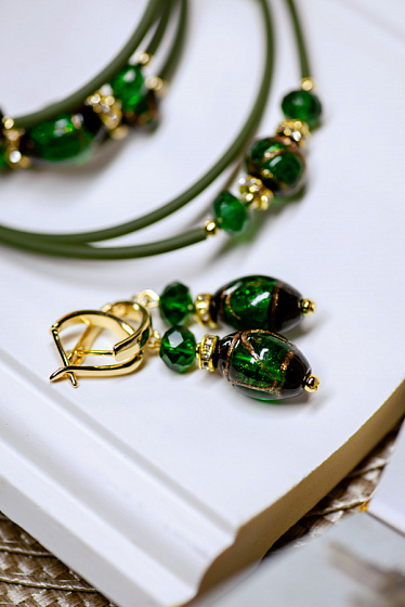 картинка Серьги Panamera зеленая г/п: золото Италия ENZO BENZO ювелирный  магазин Калина являющийся официальным дистрибьютором в России 