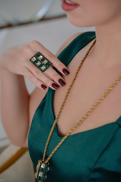 Кольцо (кристаллы: зеленые, прозрачные, г/п: золото) Италия Claudio Canzian 002 01 510