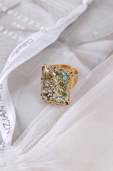 Кольцо (кристалл голубой, 2,6х1,8х0,6 см) Италия Claudio Canzian 002 01 460