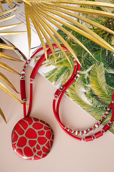 Колье Africa Sfera Long красная, серая/красный Италия ENZO BENZO