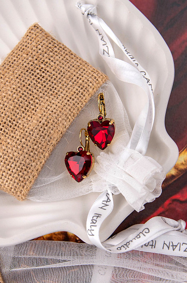 картинка Серьги Сердце (Кристалл красный, 2,7х1,4 см, 7 гр) Италия Claudio Canzian 002 02 740 ювелирный  магазин Калина являющийся официальным дистрибьютором в России 