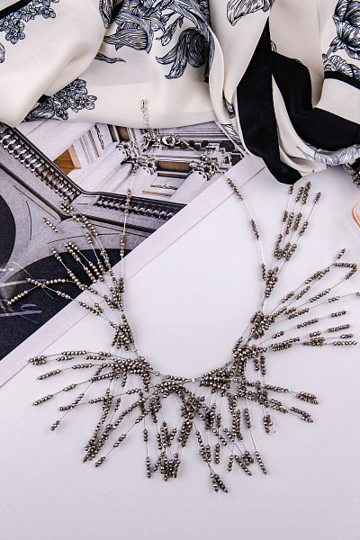 Колье Фейерверк (Венецианский бисер: бежево-серый, г/п: серебро) Италия Perfetto