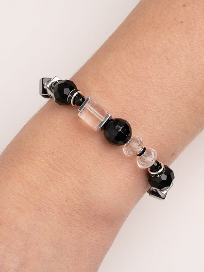 картинка  Браслет(Оникс, горн.хрусталь, гематит, кр.Preciosa) 40082210 Россия Роман с камнем ювелирный  магазин Калина являющийся официальным дистрибьютором в России 