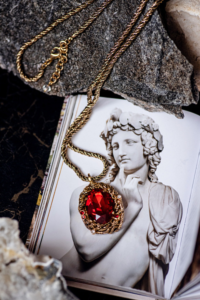 Колье Анастасия (кристалл красный, 80 см, кулон 5х3,3) Италия Claudio Canzian 002 05 371