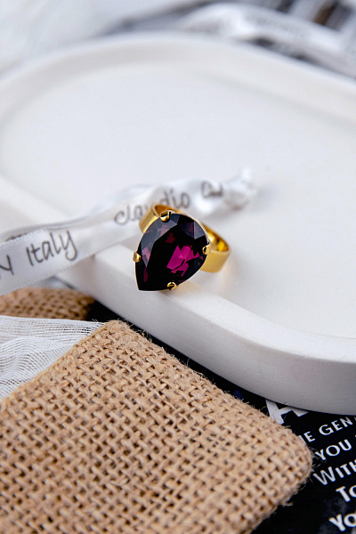 Кольцо Капля мал. (кристалл пурпурный, 1,8х1,4 см, высота 0,8 см) Италия Claudio Canzian 002 01 185