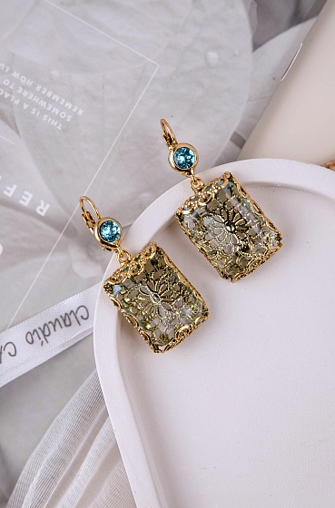 картинка Серьги (баварское стекло, голубой кристалл, 4,8х1,9 см, 17 гр.) Италия Claudio Canzian 002 02 583 ювелирный  магазин Калина являющийся официальным дистрибьютором в России 