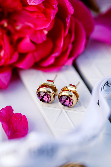 картинка Пусеты (пурпурный кристалл) Италия  Claudio Canzian 002 02 297 ювелирный  магазин Калина являющийся официальным дистрибьютором в России 