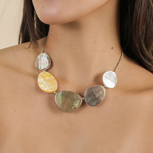 Колье Calliope (перламутр Палавана,коричневый,золотистый,42 см) 15-43401 Франция Nature Bijjoux 