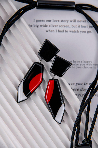 Серьги Prue indy красный/черный/белый, Голландия ZSISKA