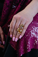 Кольцо (кристалл персиковый, медовый, 5.5х3 см, регулируется) Италия Claudio Canzian 002 01 579