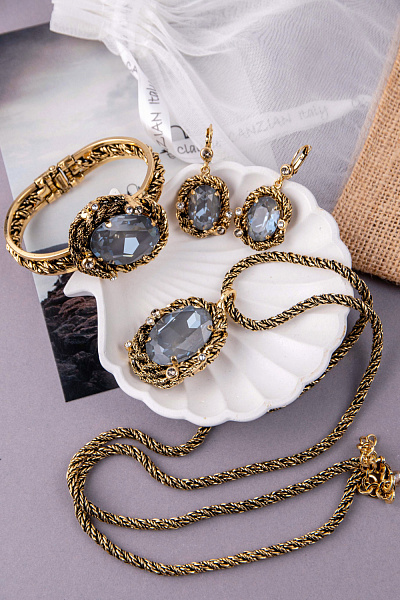 Серьги Анастасия (кристалл серый с гол.блеском, 4,5х2,1 см, 18 гр) Италия Claudio Canzian 002 02 378