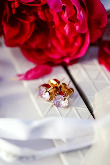 картинка Пусеты (кристалл сиренево-лунный) Италия Claudio Canzian 002 02 325 ювелирный  магазин Калина являющийся официальным дистрибьютором в России 