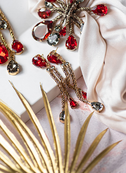 картинка Серьги Хромосомы (красные, графитовые кристаллы, 9,6х1,5 см, 26гр) Италия Claudio Canzian 002 02 19 ювелирный  магазин Калина являющийся официальным дистрибьютором в России 