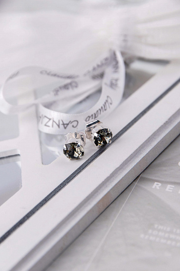 картинка Пусеты (кристалл графит, г/п: серебро) Италия Claudio Canzian 002 02 325 ювелирный  магазин Калина являющийся официальным дистрибьютором в России 