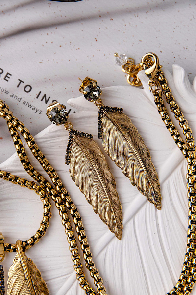 Серьги Перо (кристалл графит, г/п: золото, 6,6х1.7 см, 8 гр.) Италия Claudio Canzian 002 02 853