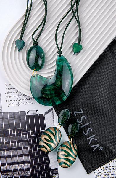 Колье Lilith зеленый, длина регулируется Голландия ZSISKA