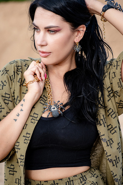 Колье Паук (эмаль, г/п: золото, 80-84 см) EX00 0042GB-00P Uvelina