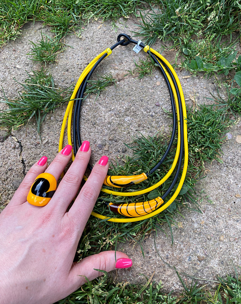 Кольцо Nico 18 желтое/черное ENZO BENZO 