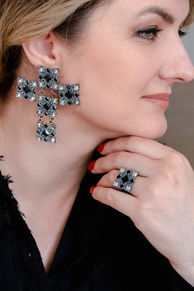 Серьги (кристаллы Swarovski, 7.5х6 см, г/п: золото, 15 гр.) Katerina Vassou KV26.1-404927B