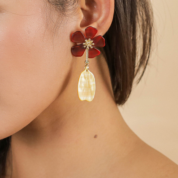 Серьги Hibiscus (рог,золотистый перламутр,5 см, г/п: золото) 12-79983 Франция Nature Bijjoux