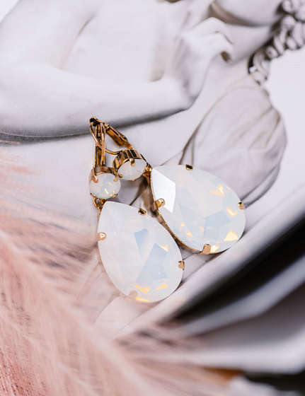 картинка Серьги Капля б. (кристалл белый опал, 5х2 см, 20 гр.) Италия Claudio Canzian 002 02 321 ювелирный  магазин Калина являющийся официальным дистрибьютором в России 