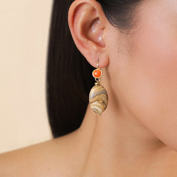 Серьги Tivoli (Говлит, яшма, 4,5х1,5 см) 12-90227 Франция Nature Bijjoux