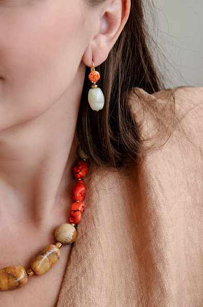 Серьги Tivoli (Говлит, нефрит, 3,6х1,2 см) 12-90228 Франция Nature Bijjoux