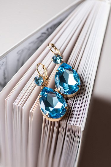 картинка Серьги Капля б. (кристалл голубой, 5х2 см, 20 гр.) Италия Claudio Canzian 002 02 321 ювелирный  магазин Калина являющийся официальным дистрибьютором в России 