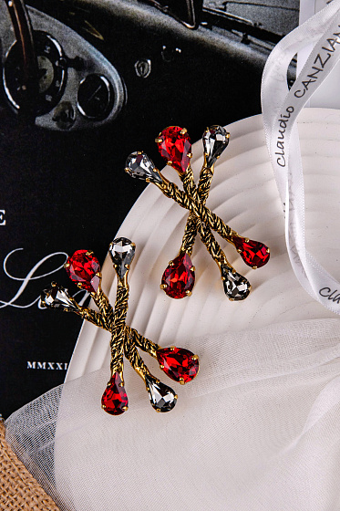 картинка Серьги Хромосомы (кристалл красный, графит, 6,2х3 см, 28гр) Италия Claudio Canzian 002 02 133 ювелирный  магазин Калина являющийся официальным дистрибьютором в России 