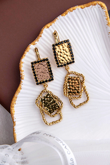 картинка Серьги (кристалл черный) Италия Claudio Canzian 002 02 177 ювелирный  магазин Калина являющийся официальным дистрибьютором в России 