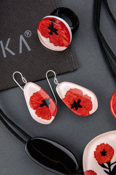 Серьги Baila (красный, белый, черный, 5х2 см) Голландия ZSISKA
