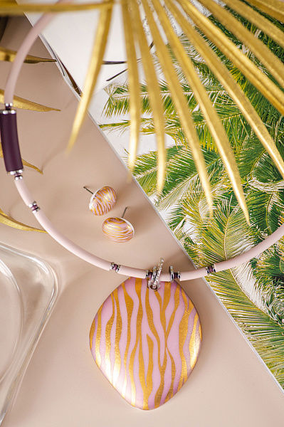 Колье Africa Uno розовая, золотоая/розовый, сливовый Италия ENZO BENZO