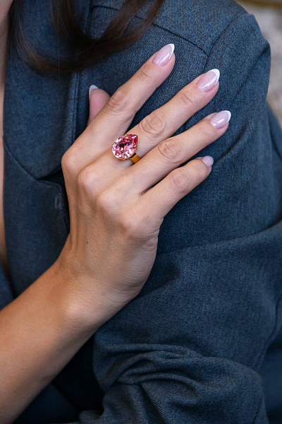 Кольцо Капля мал.(кристалл розовый,1,8х1,4 см,высота 0,8 ) Италия  Claudio Canzian 002 01 185