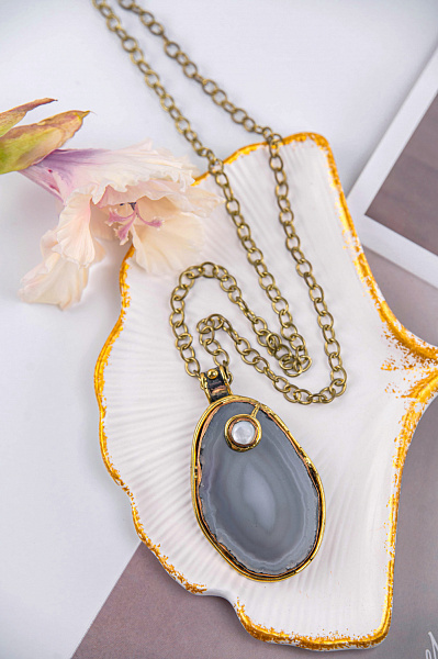 Колье (Агат, жемчуг, г/п: золото, родий) КUH-0057 Италия