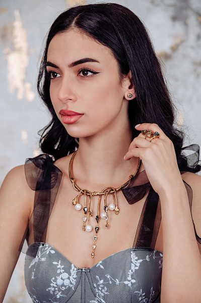 Колье Змеи (кристалл прозрачный, графит, медовый, майорка) Италия  Claudio Canzian 002 05 714